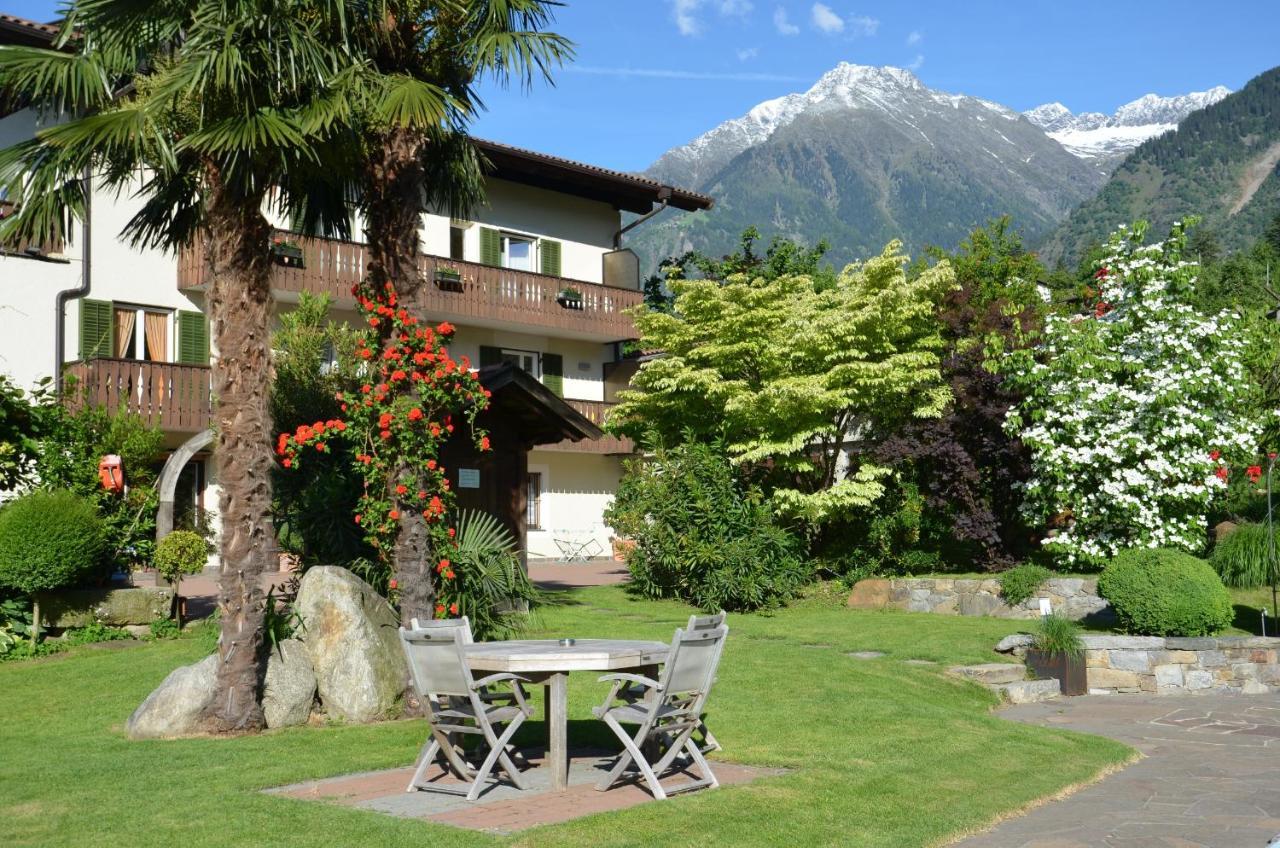 Obermaratscher Apartments Residence Lagundo Bagian luar foto