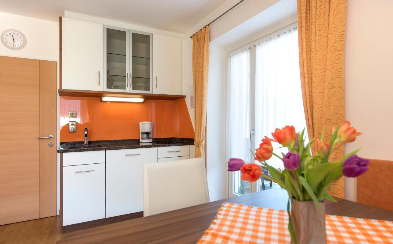 Obermaratscher Apartments Residence Lagundo Bagian luar foto