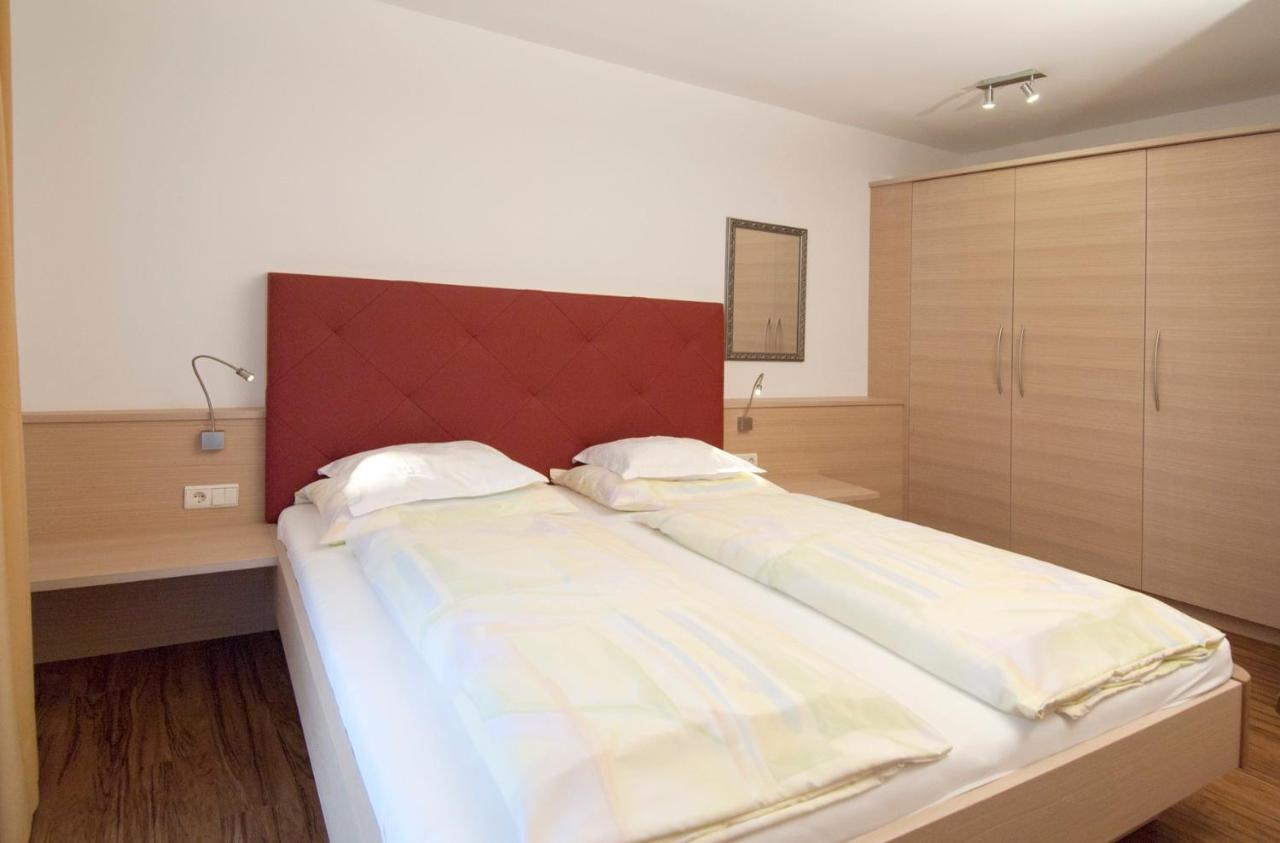 Obermaratscher Apartments Residence Lagundo Bagian luar foto