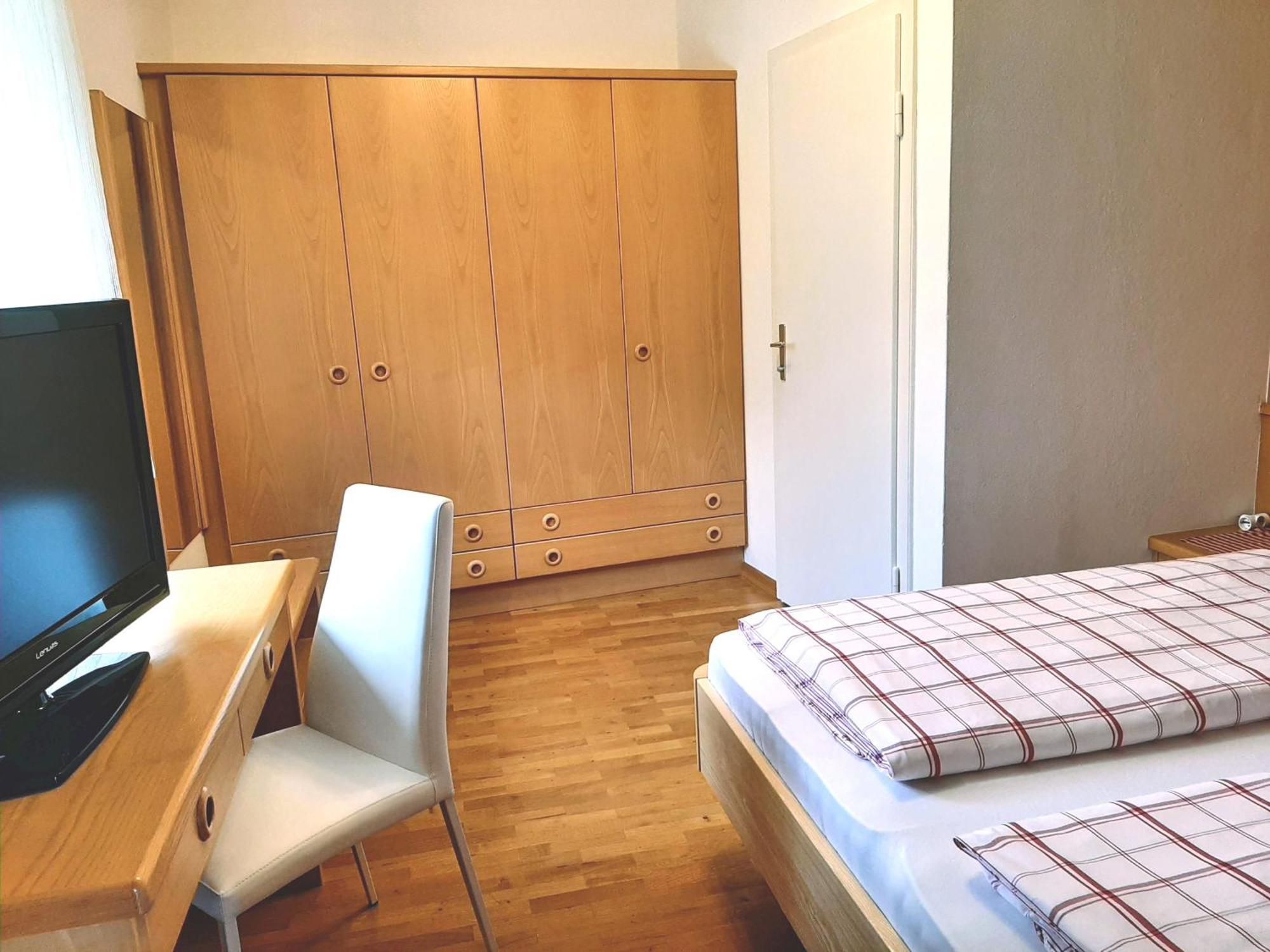 Obermaratscher Apartments Residence Lagundo Bagian luar foto